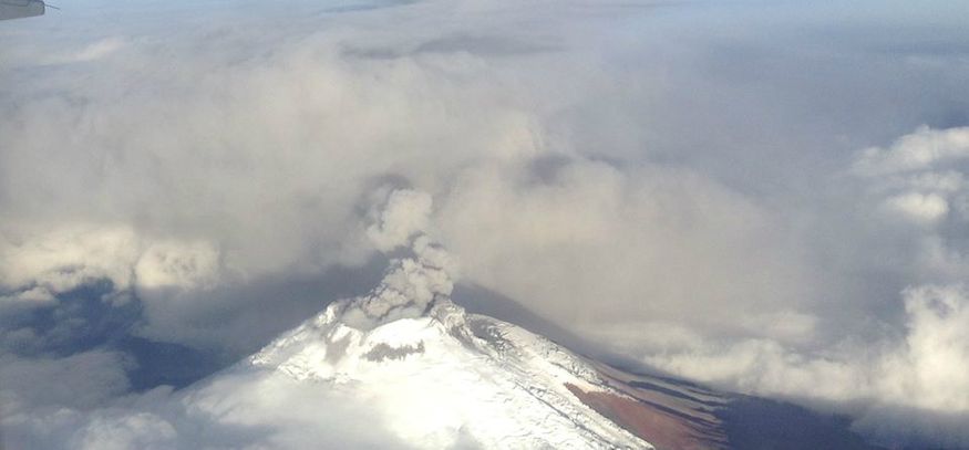 Many sources claim that Cotopaxi means 